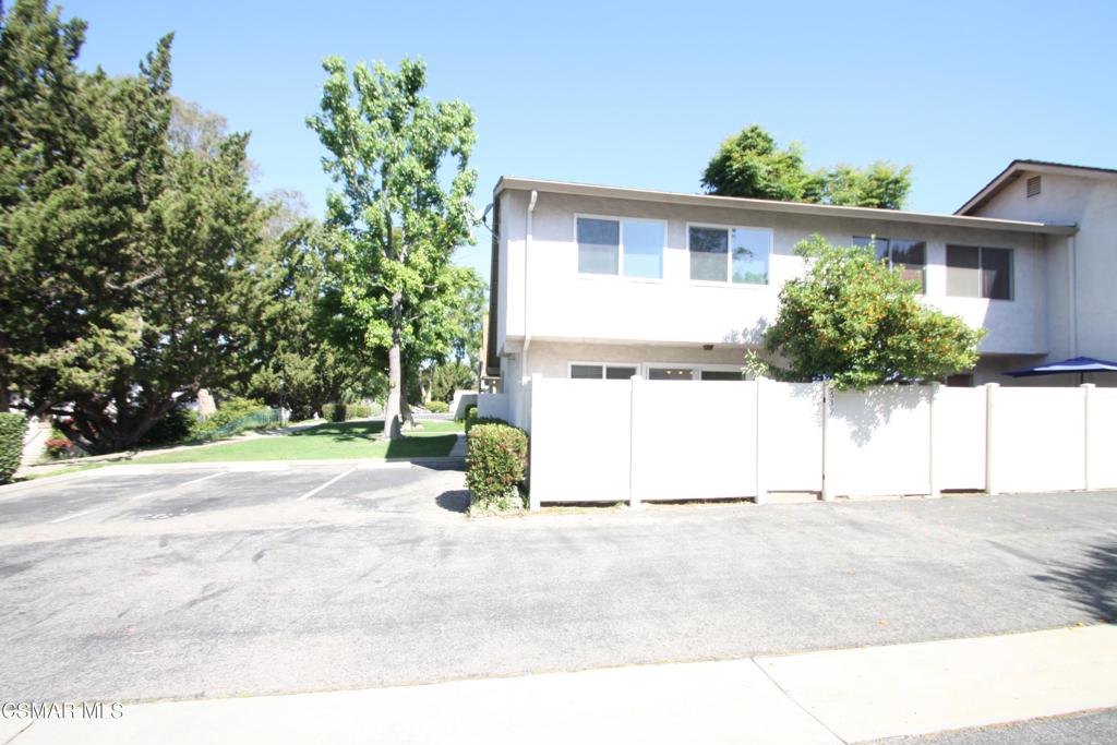 Wildwood Condos-333 - 1003202 - Residential Lease