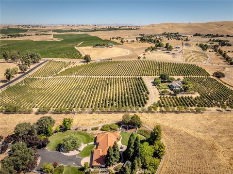 Tiny photo for 5055 Rancho La Loma Linda Drive, Paso Robles, CA 93446 (MLS # SC24172463)