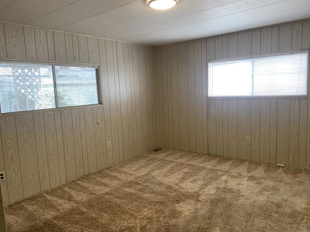 26092 Bamboo Palm Dr