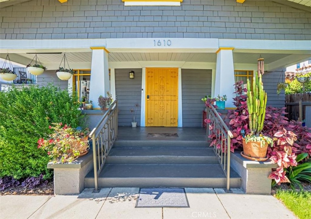 1610 N 36th N