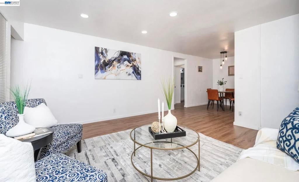 2257 Edison Ave