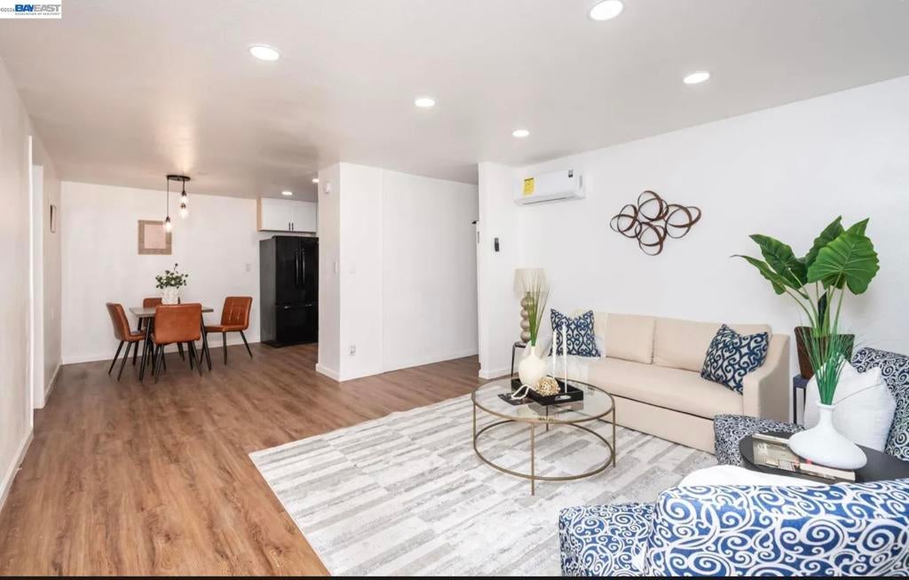 2257 Edison Ave