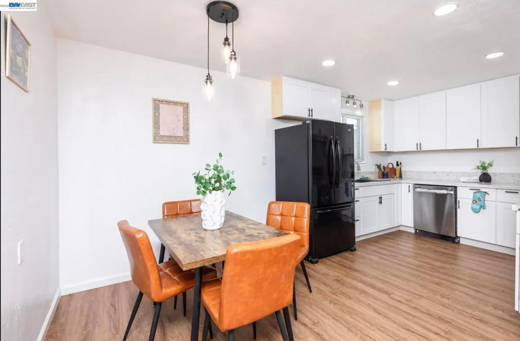 2257 Edison Ave