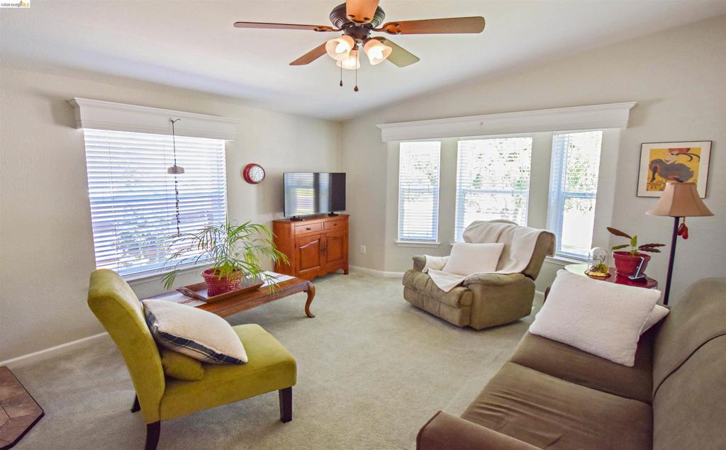 18598 Vista Dr