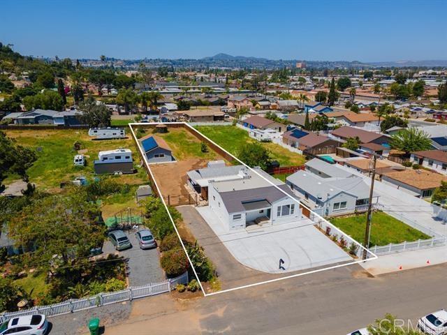790 792 Leland Place