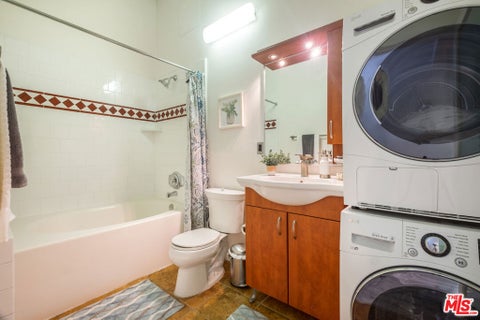 Tiny photo for 312 W 5th Street #606, Los Angeles, CA 90013 (MLS # 26102936)