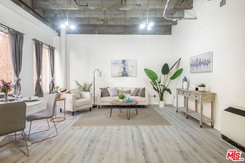 Tiny photo for 312 W 5th Street #606, Los Angeles, CA 90013 (MLS # 26102936)