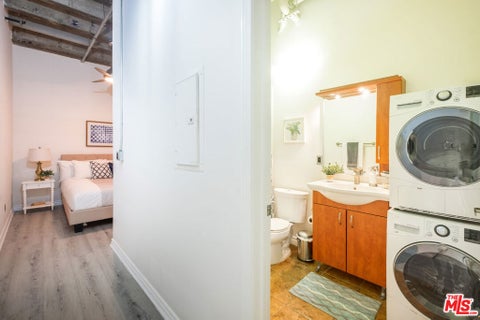 Tiny photo for 312 W 5th Street #606, Los Angeles, CA 90013 (MLS # 26102936)