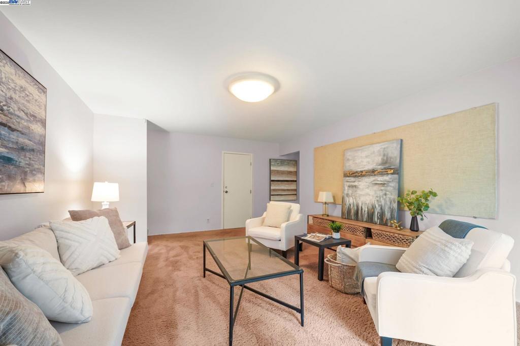NORTH GATE - Residential