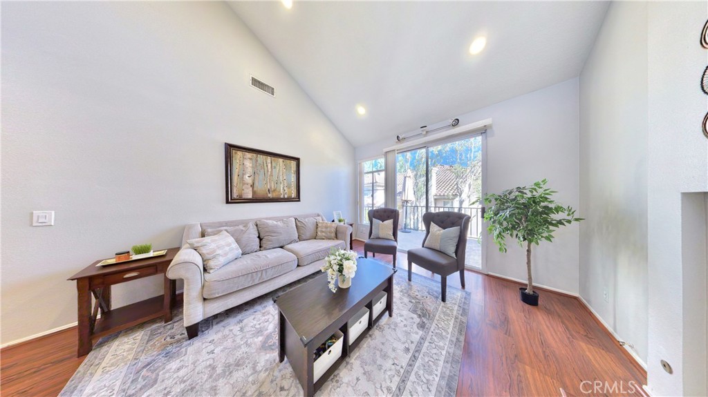 Monte Vista (MNVS) - Residential