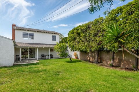 Tiny photo for 1016 Ynez Ave, Redondo Beach, CA 90277 (MLS # PV26049833)