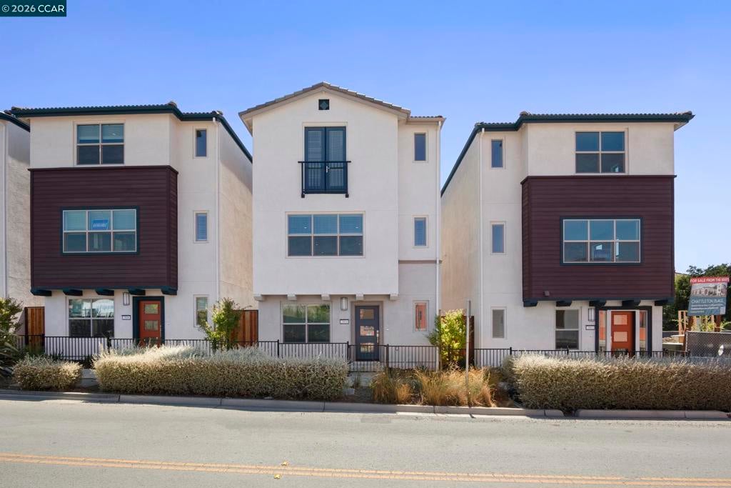 2812 Chattleton Lane