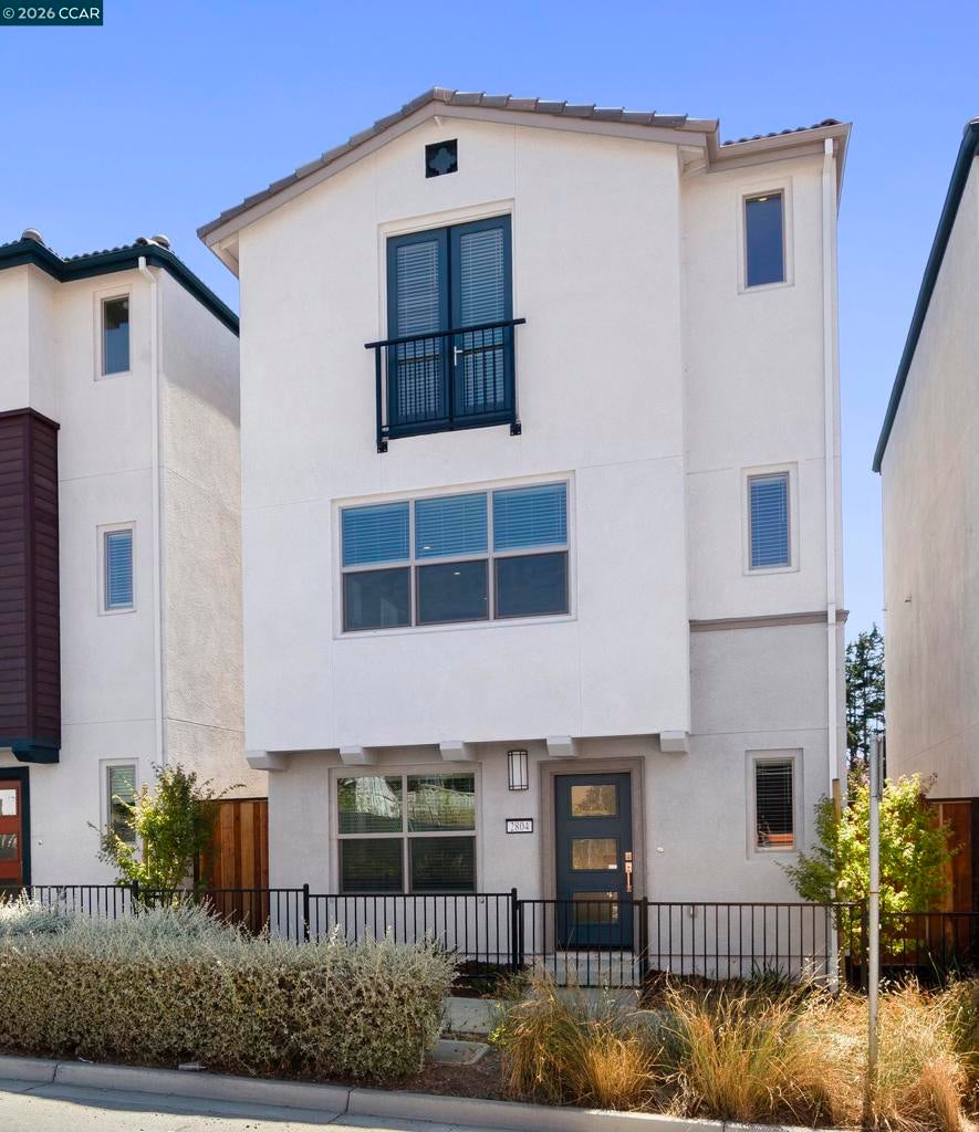 2812 Chattleton Lane