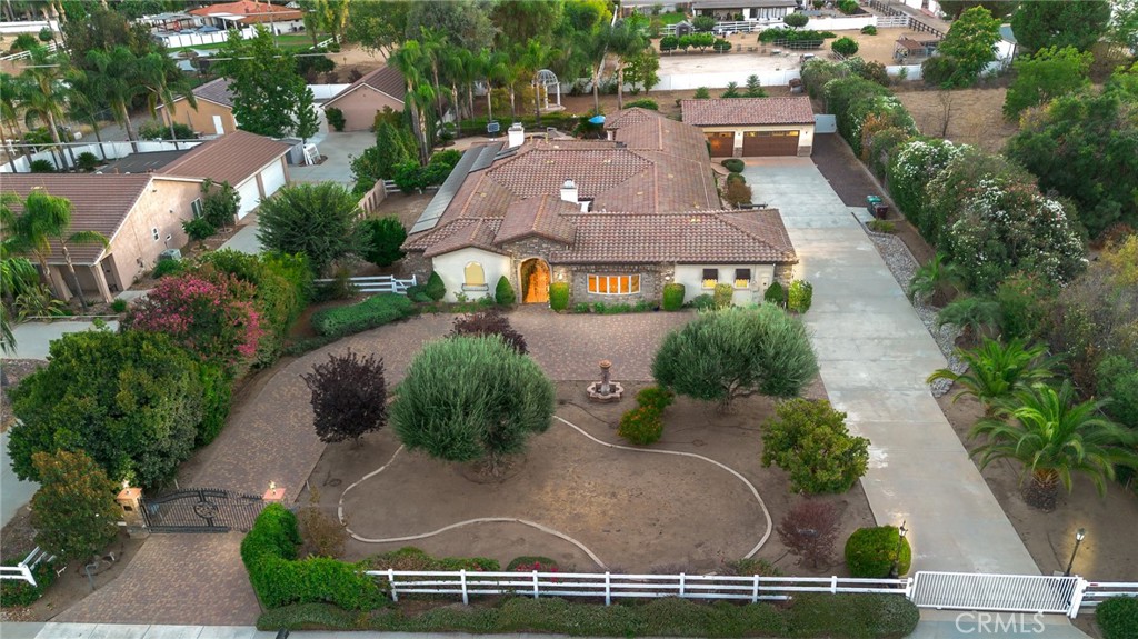 24435 Adams Ave.