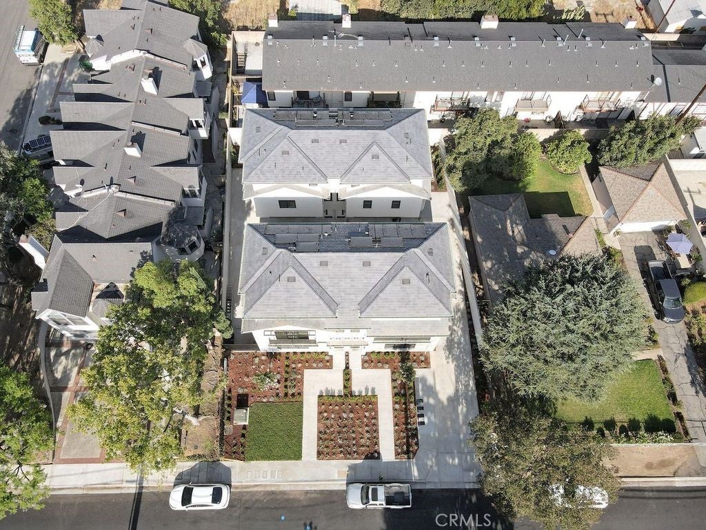 1025 La Cadena Avenue C