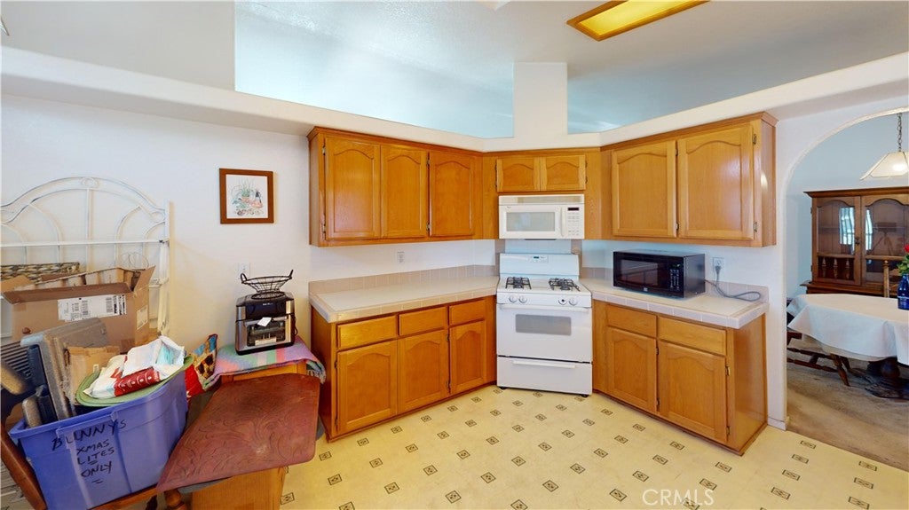 913 Ironwood Lane