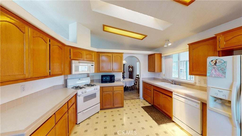913 Ironwood Lane