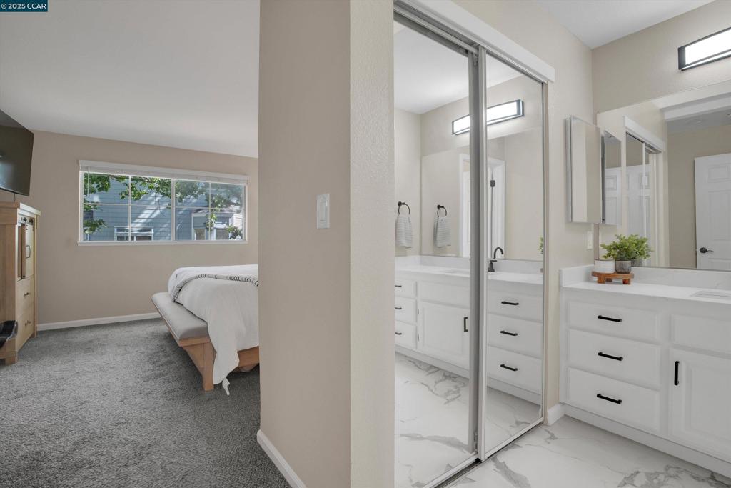 SHADOWBROOK - Residential