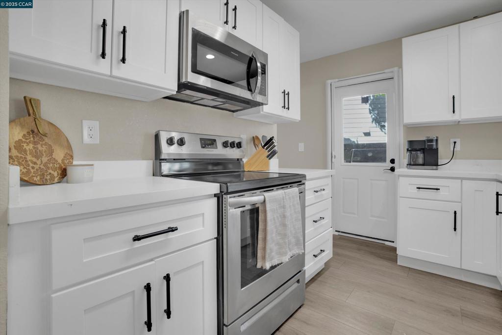 SHADOWBROOK - Residential