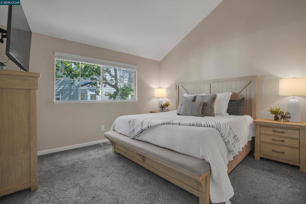 SHADOWBROOK - Residential