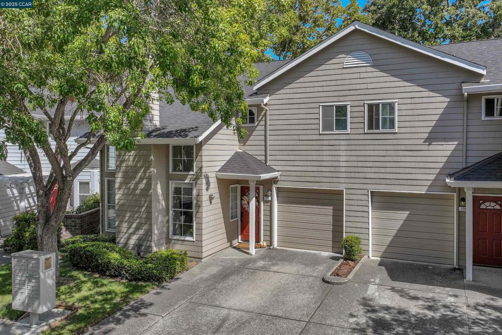 SHADOWBROOK - Residential