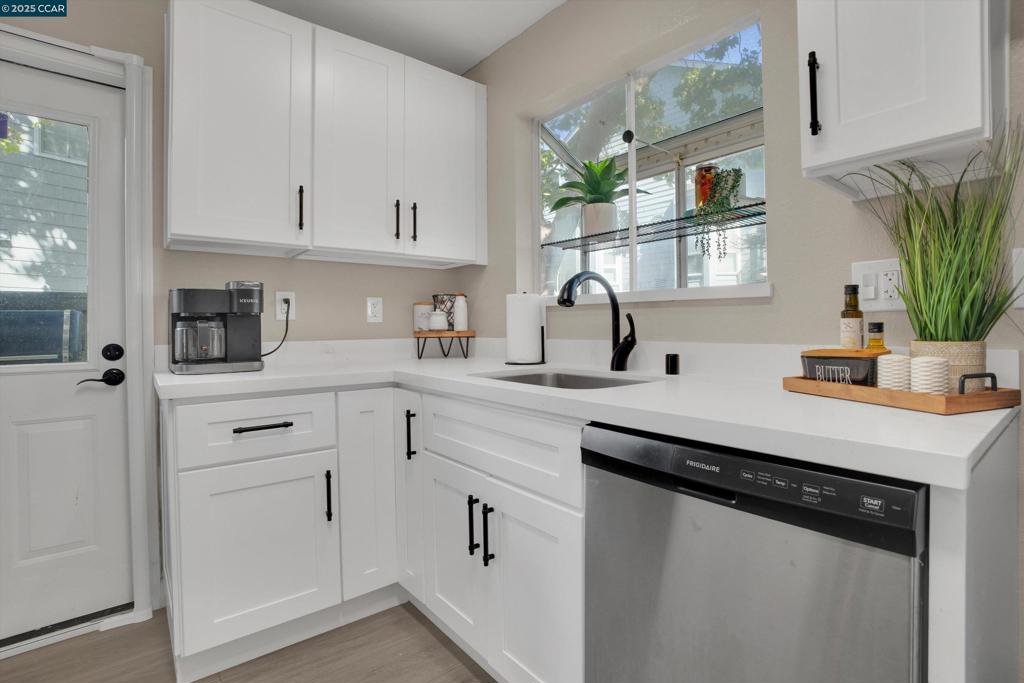 SHADOWBROOK - Residential