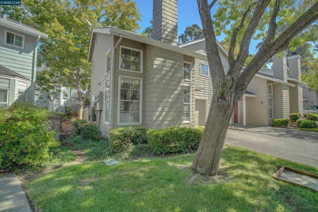 SHADOWBROOK - Residential