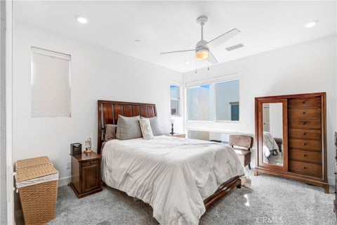 Tiny photo for 1638 Hornet Dr, San Pedro, CA 90732 (MLS # RS26223836)