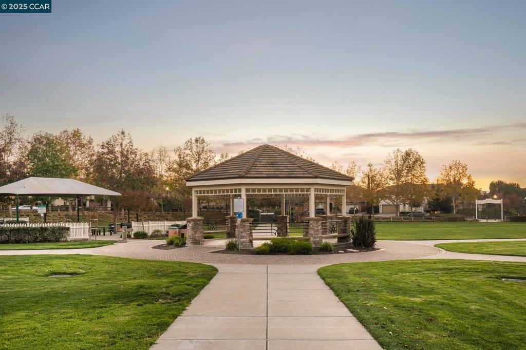 WINDEMERE - Residential