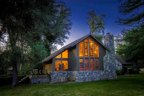 Photo of 28831 Spruce Road, Pine Valley, CA 91962 (MLS # PTP2503024)