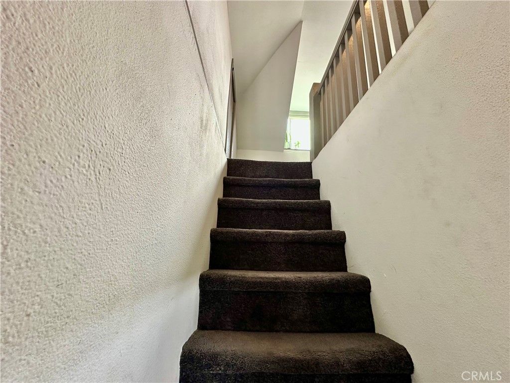 Photo of 160 W 48th Street, Los Angeles, CA 90037 (MLS # TR25111259)