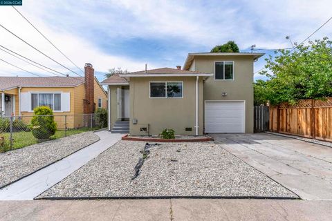 Photo of 2520 Chanslor Ave AVE, Richmond, CA 94804 (MLS # 41133882)