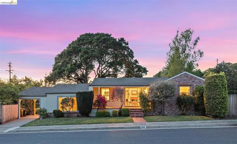 Photo of 7307 Hotchkiss Ave Ave, El Cerrito, CA 94530 (MLS # 41130823)