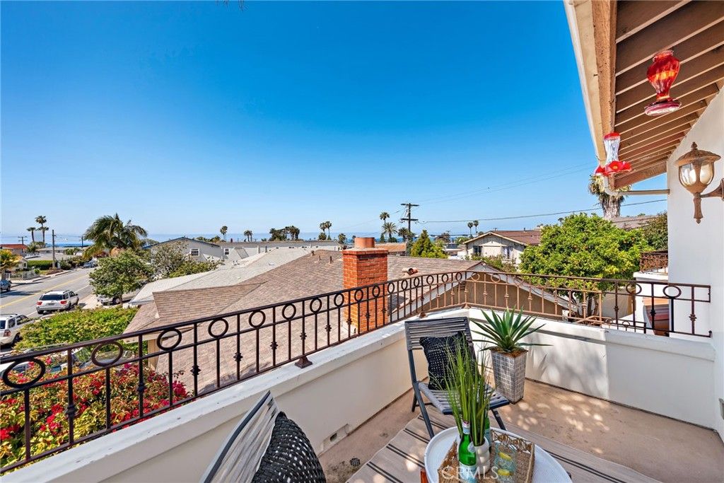 listing image 130726108655111476903