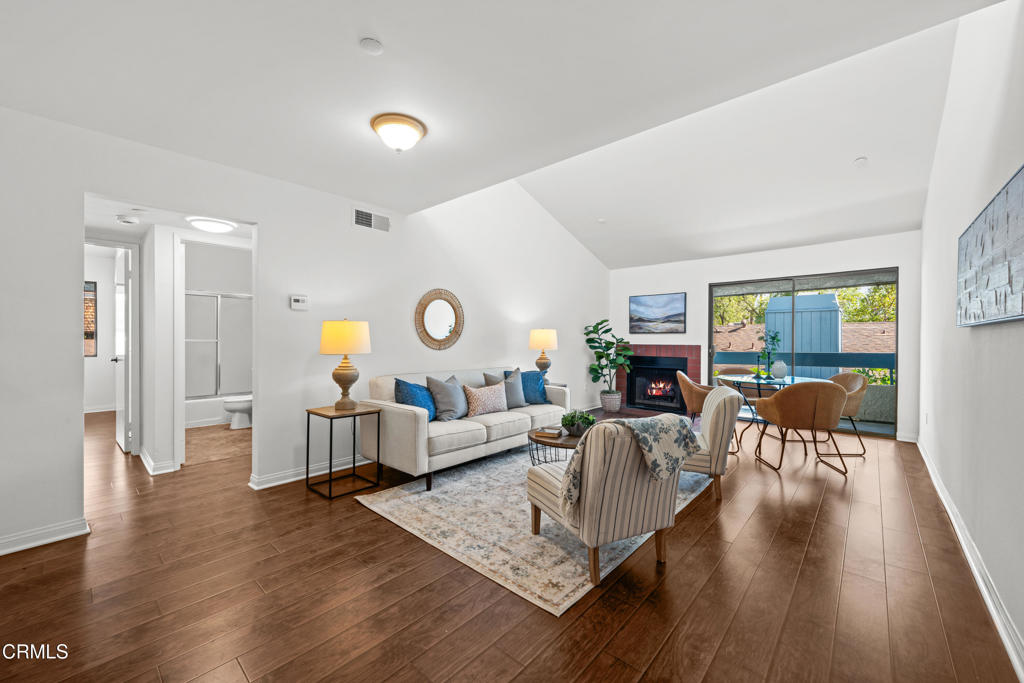 355 S Marengo Avenue 402