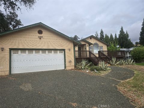 Photo of 325 Acorn Ln, Lakeport, CA 95453 (MLS # LC25227782)