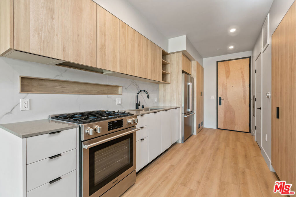 12431 Rochester Avenue 411