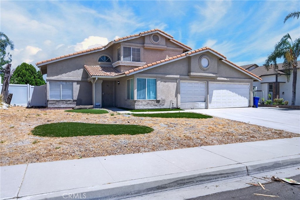 1554 W Via Bello Dr