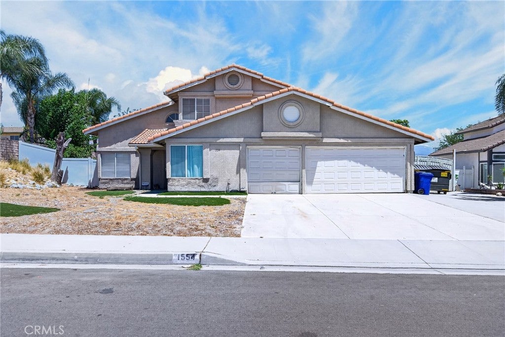1554 W Via Bello Dr