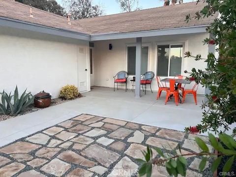 Photo of 41830 Sixth St, Temecula, CA 92590 (MLS # SW26088098)