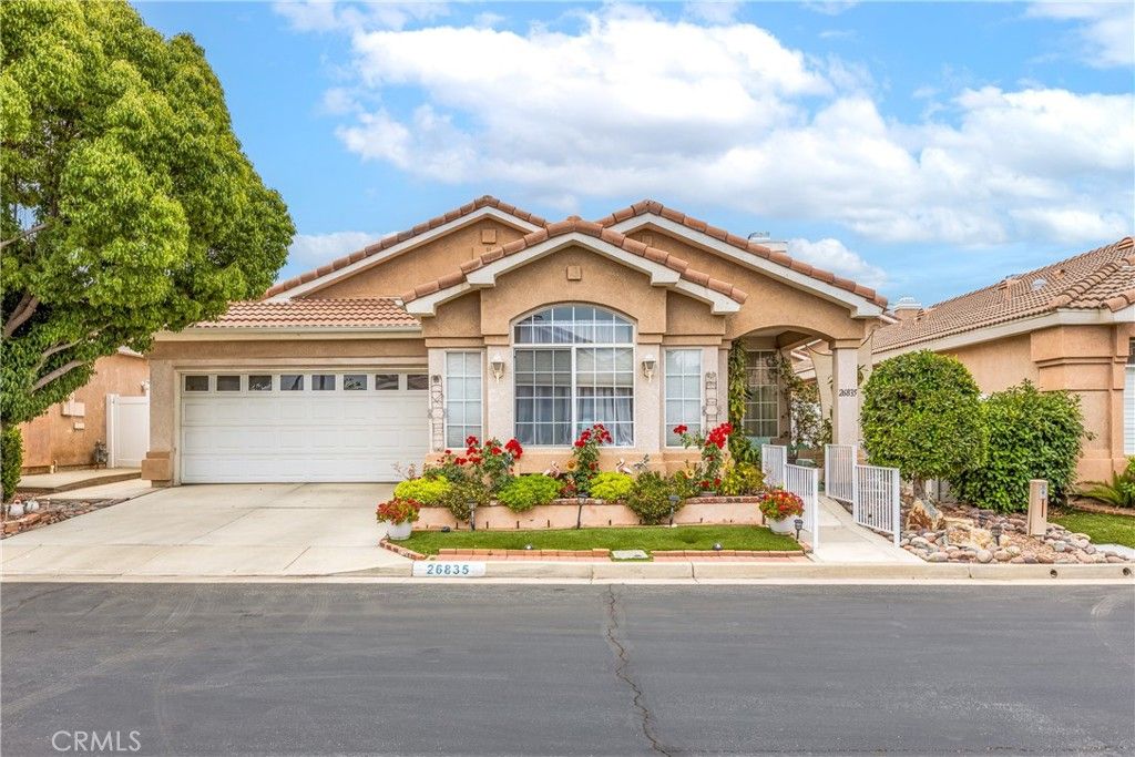 listing image 130722457486900922634