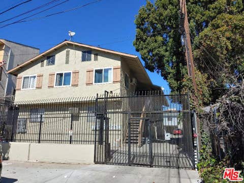 Photo of 5419 Harold Way #2, Los Angeles, CA 90027 (MLS # 26894521)