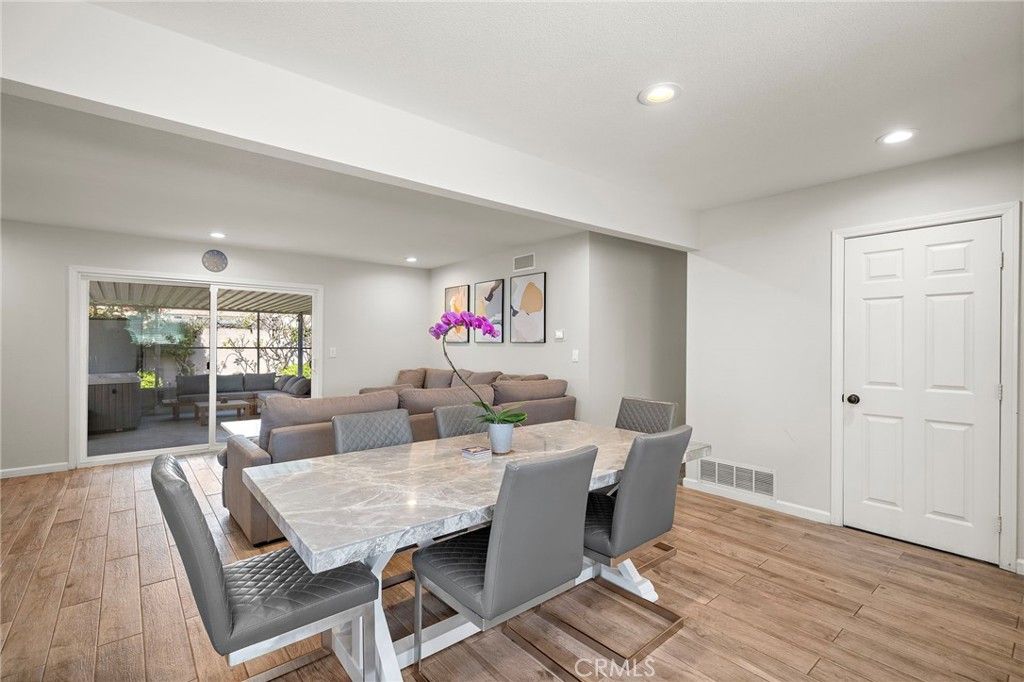 Photo of 8181 Holland Dr, Huntington Beach, CA 92647 (MLS # OC26052377)