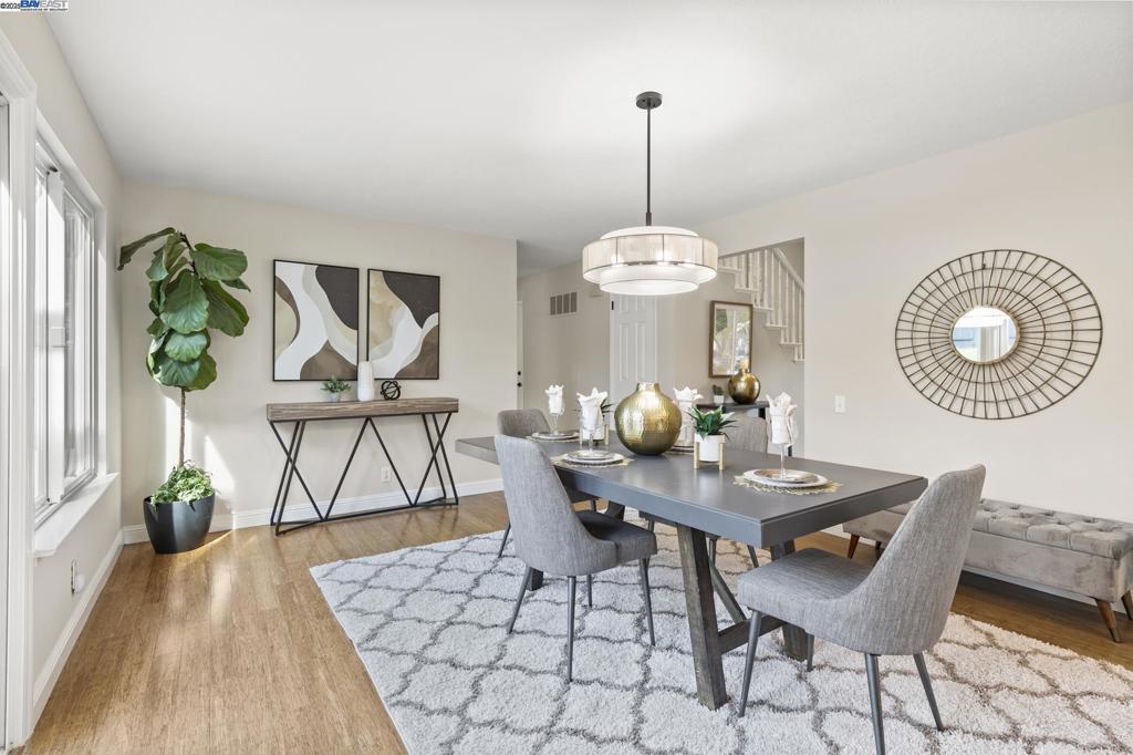 VINTAGE HILLS - Residential