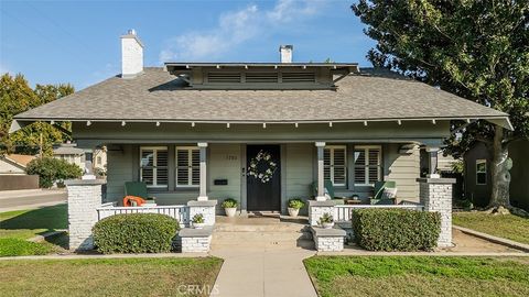 Photo of 1780 20th, Kingsburg, CA 93631 (MLS # FR25250161) Photo of 1780 20th, Kingsburg, CA 93631 (MLS # FR25250161)