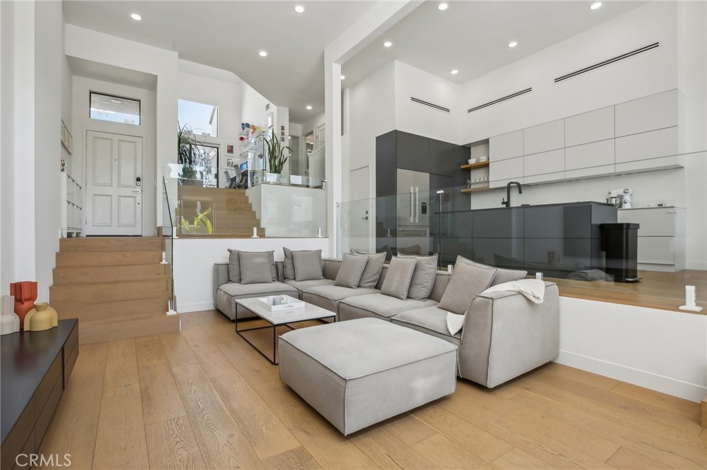 Lakeshore (LS) - Residential Lease