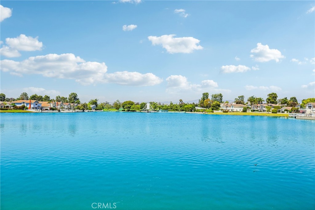 Lakeshore (LS) - Residential Lease