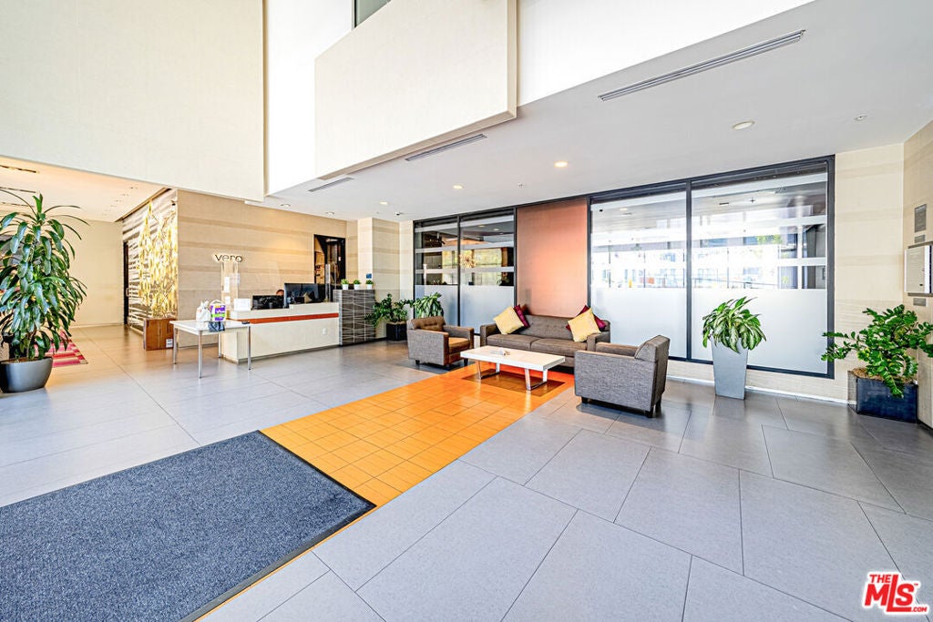 1234 Wilshire Boulevard 405, Los Angeles CA 90017