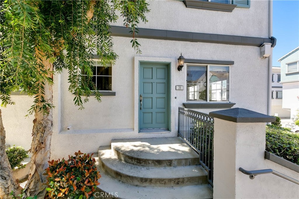 9301 Shirley Avenue 28, Northridge CA 91324