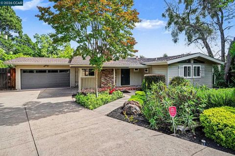 Photo of 3342 S. Lucille Ln. LN, Lafayette, CA 94549 (MLS # 41133464)